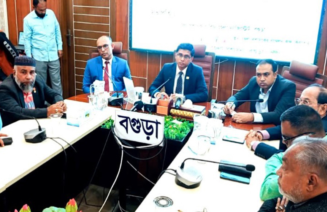 বগুড়ায় দীর্ঘ প্রতীক্ষিত বিমানবন্দর প্রকল্প বাস্তবায়নে ডিসির প্রতিশ্রুতি